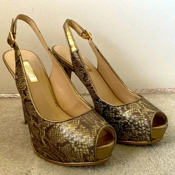 Guess snake embossed leather pumps - Picture 1 of 4